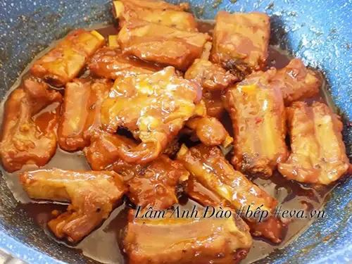 Sườn rim nước cốt dừa