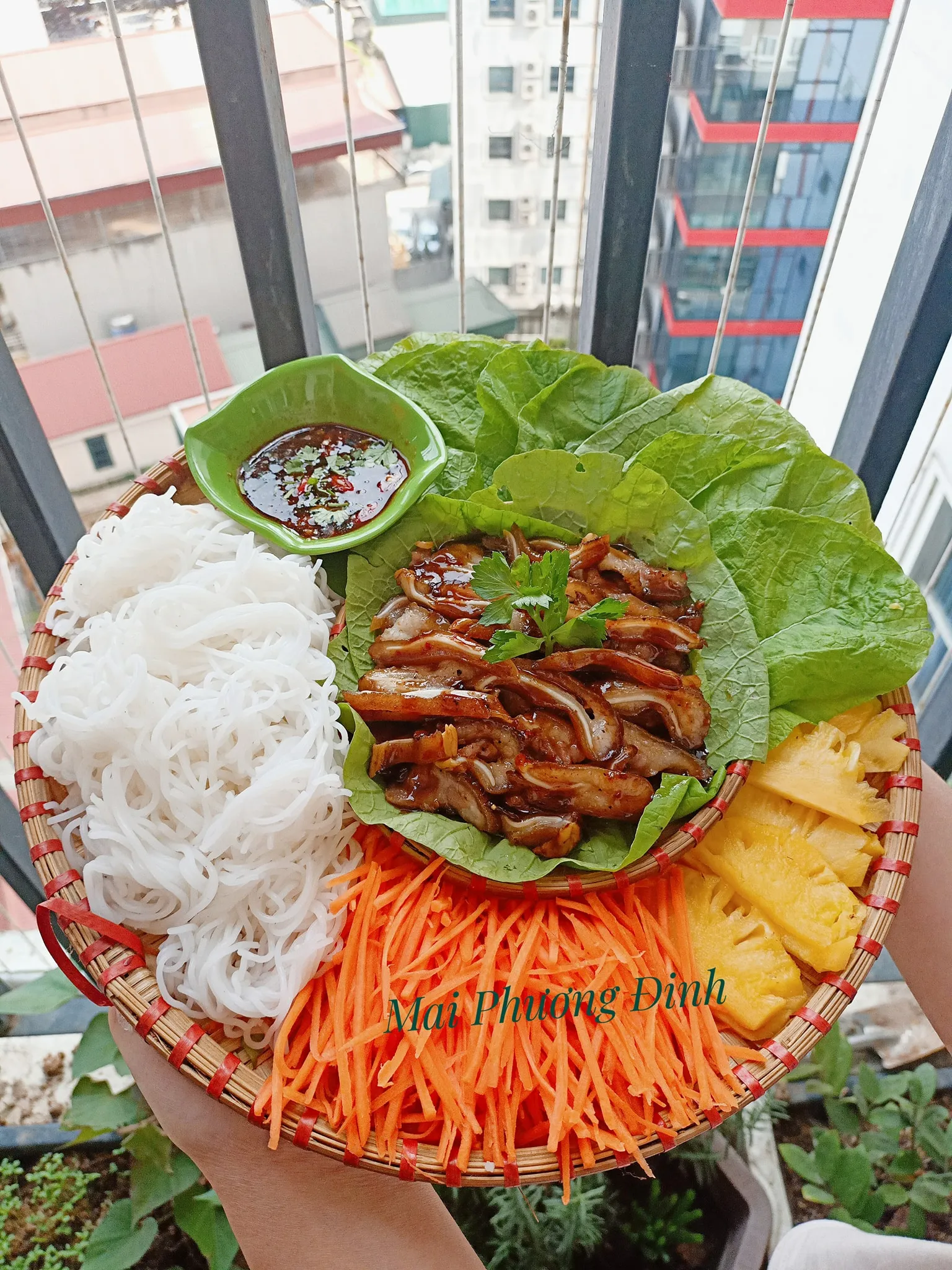 Tai heo xá xíu - Sốt chấm xá xị- Nghi's Kitchen