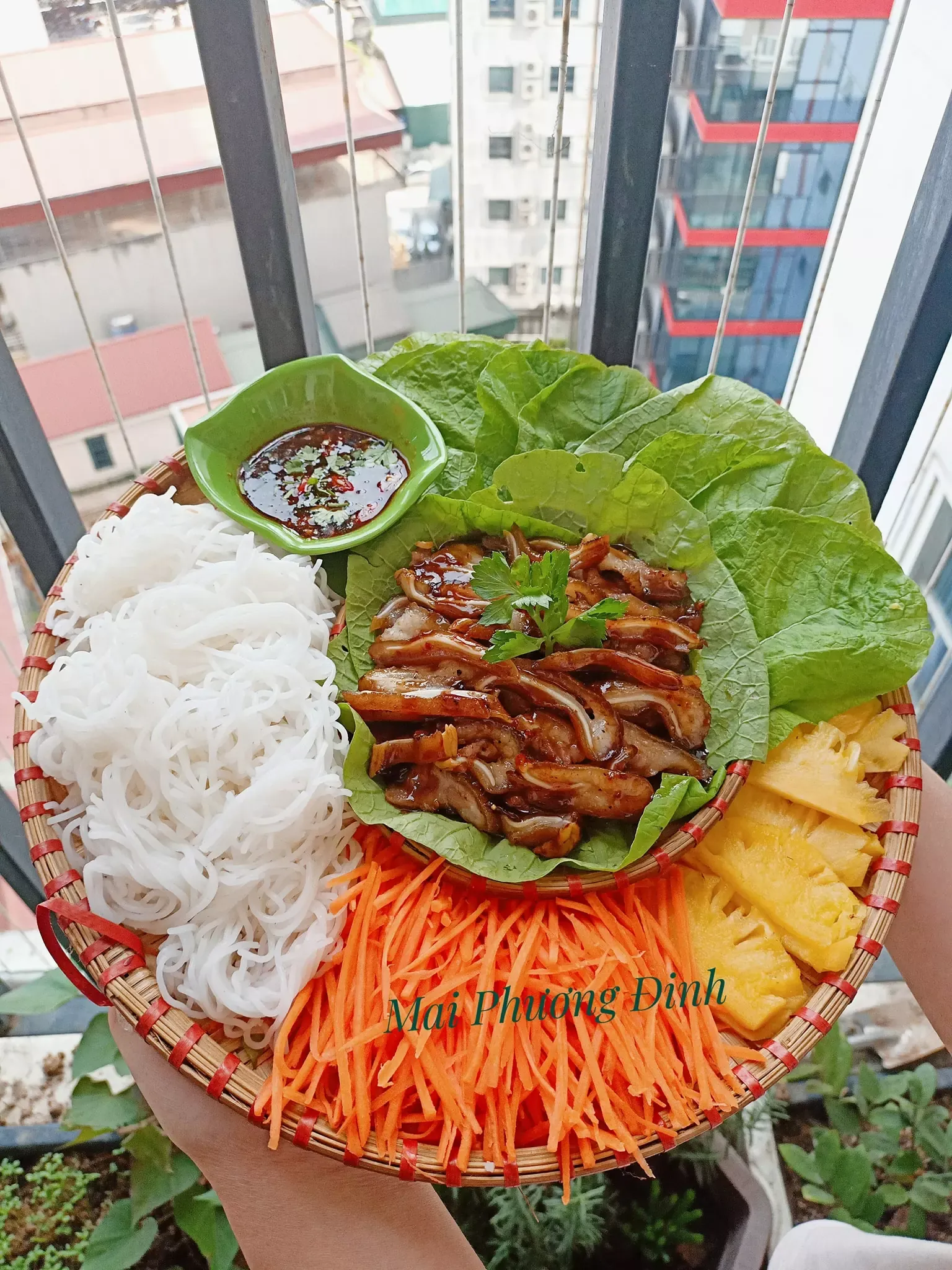 Tai heo xá xíu - Sốt chấm xá xị- Nghi's Kitchen