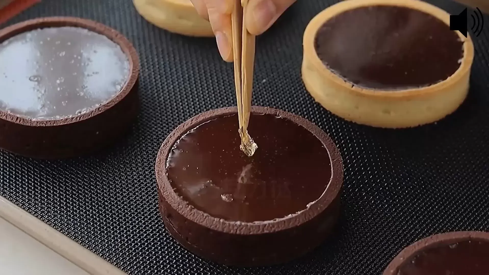 Nấu ăn cùng Douyin | Bánh tart socola / chocolate mịn đậm vị