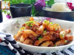 Thịt ba chỉ kho ngọt