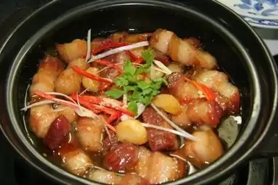 Thịt ba chỉ rim đường