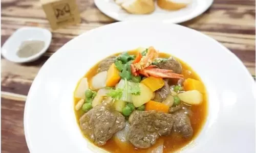 Bò chay nấu đậu – GVHP