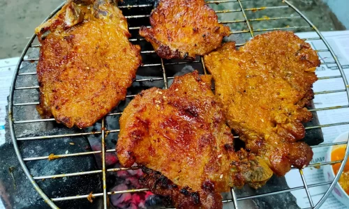 Cơm tấm sườn nướng – To Thien Thanh