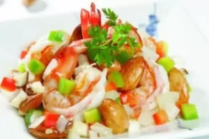 Tôm xào hạnh nhân – Christine Ha