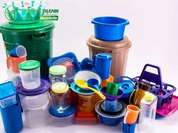 Vật dụng sinh hoạt được làm từ HDPE plastic