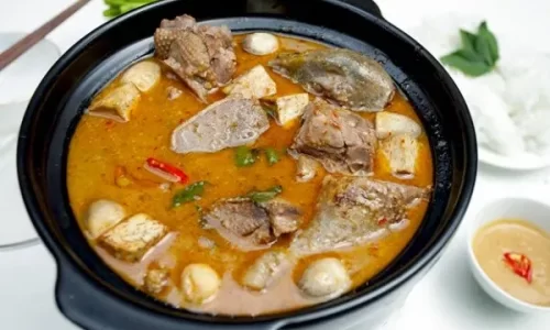 Vịt nấu chao – 100 món ăn Việt